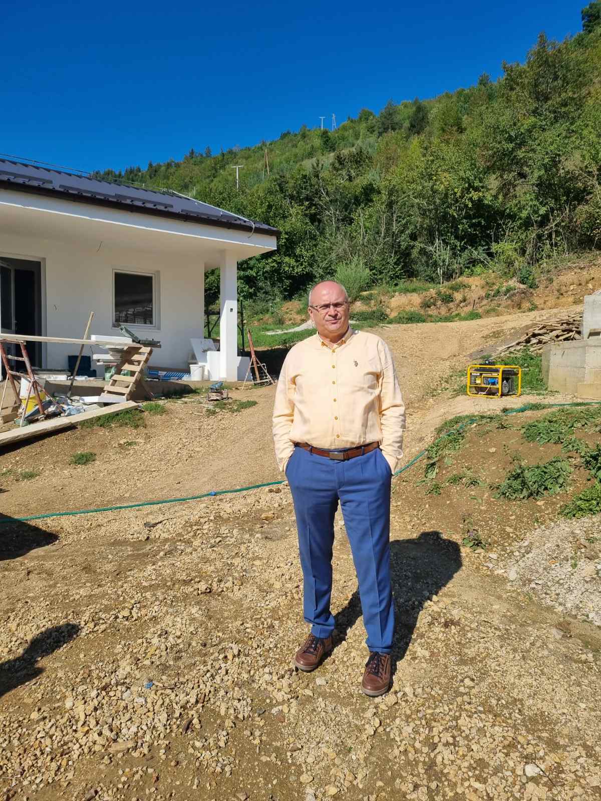 IMG d7955717bb945c167de0005406932a85 V